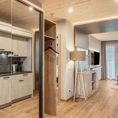 Zum Schwanen - 2 شقة Pflach