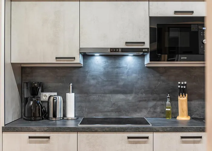 Schwanen-nest * Pflach